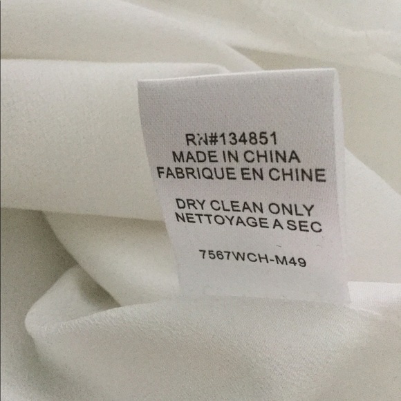 Wayf Amelia Cold Shoulder white Blouse size Medium - Picture 5 of 6